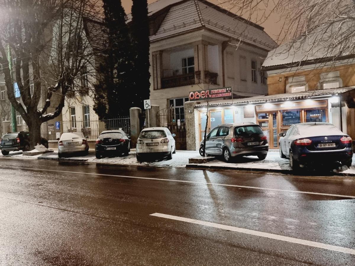 Pensiunea Casa Ober Брашов Экстерьер фото