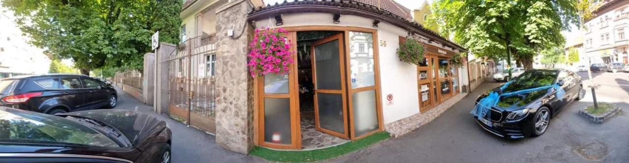 Pensiunea Casa Ober Брашов Экстерьер фото